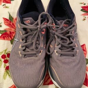 ASICS women’s Athletic Shoes in Gray and Pink